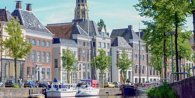 Waarom een boottocht door Groningen zo populair is